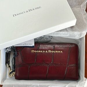 Dooney & Bourke Bordeaux Denison Zip Around Phone Wristlet Croc NWT in box